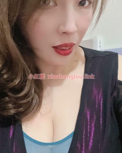 132643ty9qd4d40in49p5c.jpg