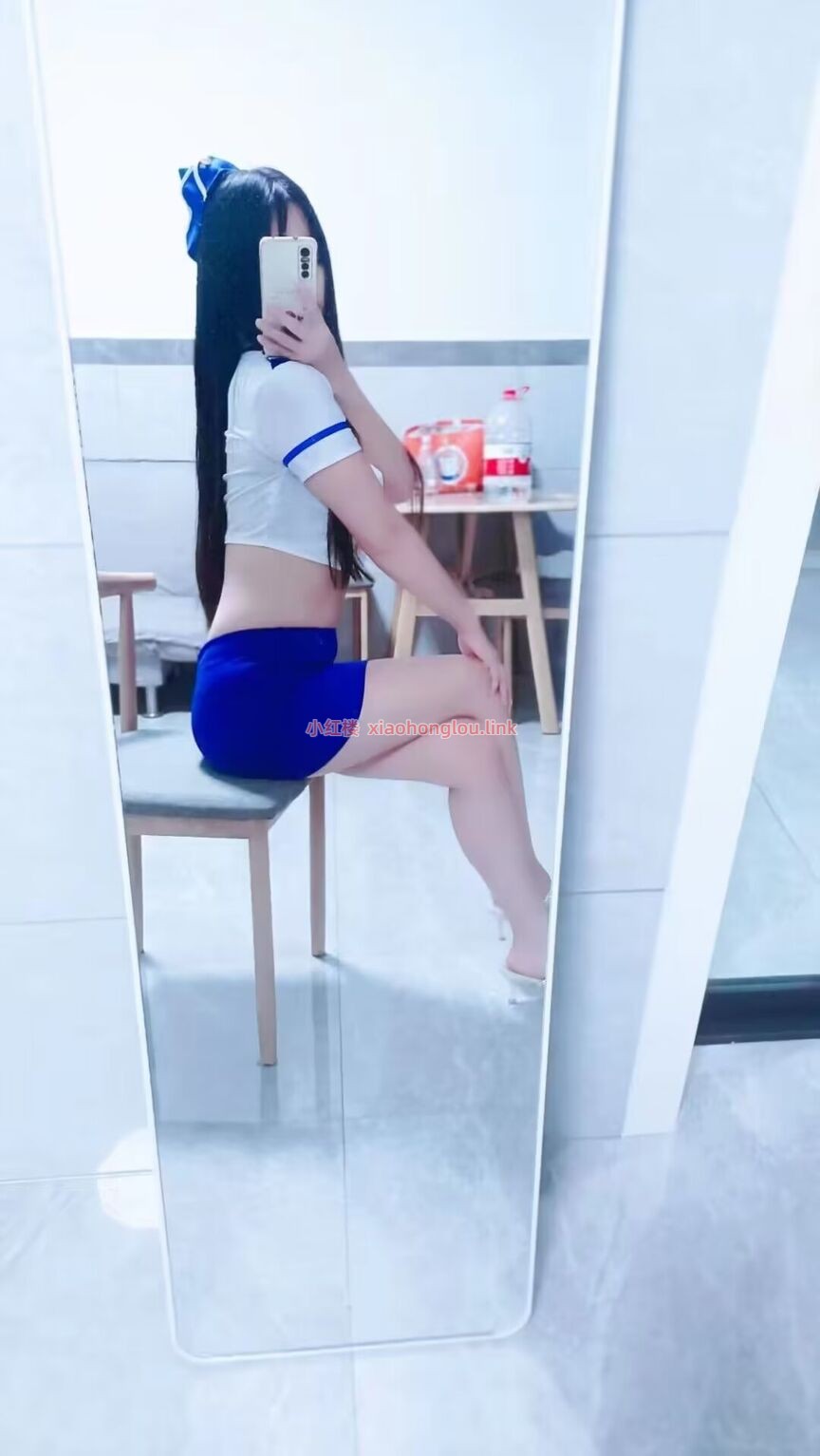 094526i4sch4297cn7t75t.jpg