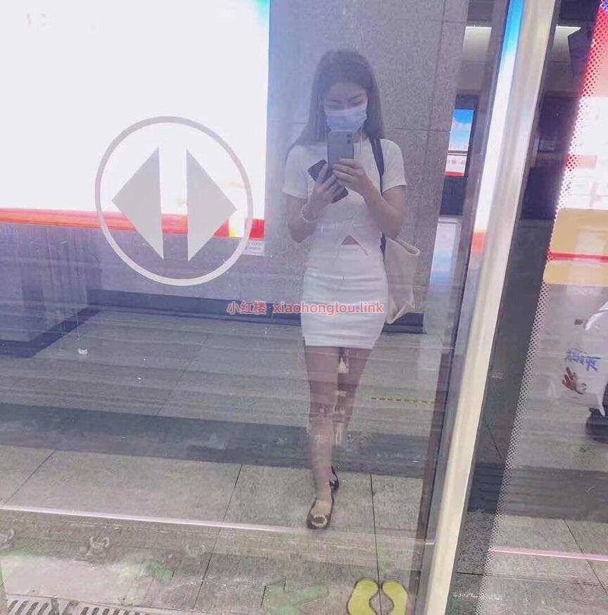 091540go9y8xc5r05jzecv.jpg