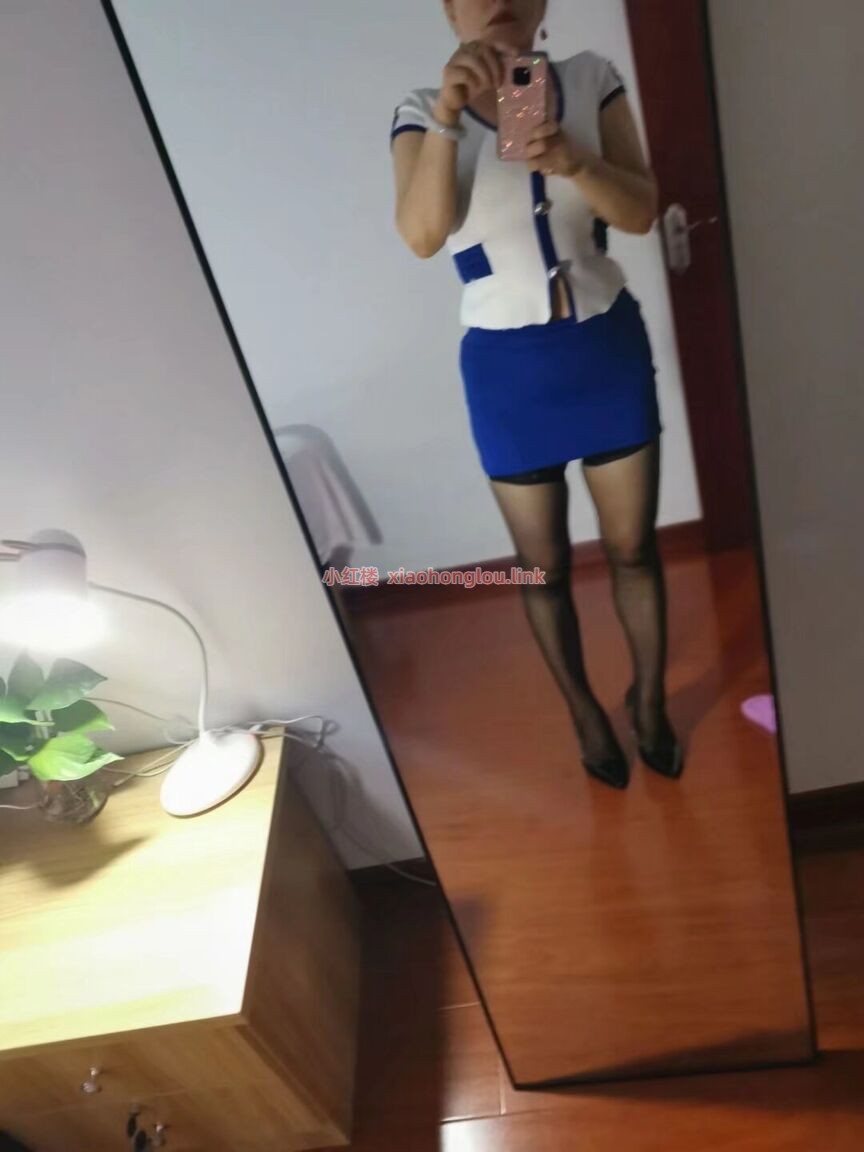 095121offp83r8djdtecop.jpg