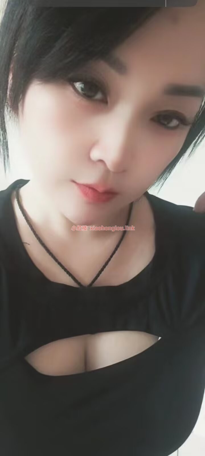100454x4a994la44l3q09c.jpg